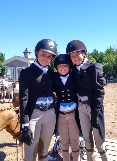 Happy Kaiser Stud show teammates